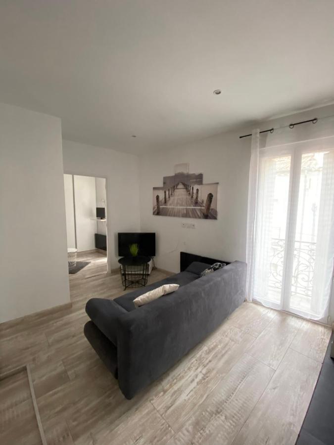 Jolie T2 centre ville de Beziers avec Garage Extérieur photo
